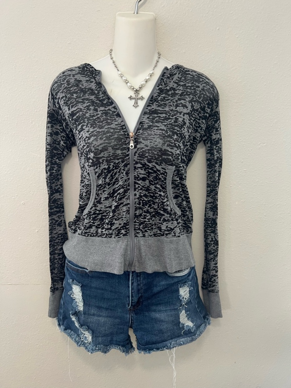 Arizona Jean Co Gray Black Zip Up Hoodie Size Small Lightweight Fitted - Picture 2 of 7